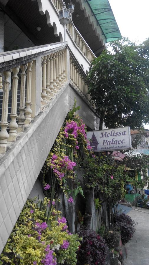 Melissa Palace Hotel And Karaoke Parapat Exterior foto