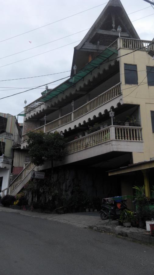 Melissa Palace Hotel And Karaoke Parapat Exterior foto